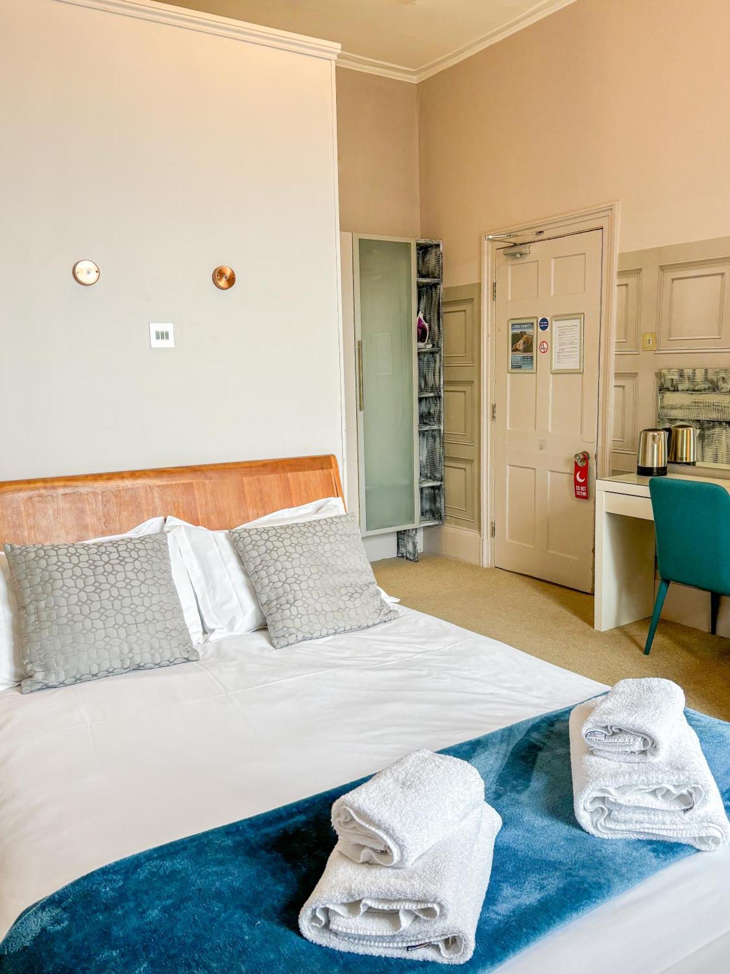 X Hotel Brunswick Square ブライトン エクステリア 写真